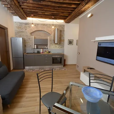 Apartment Vico Durazzo *