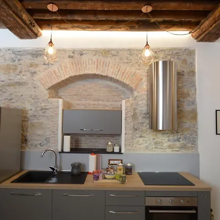 Vico Durazzo Apartment
