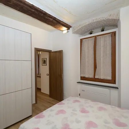 Appartement Vico Durazzo Genua